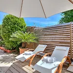 Antibes Loft Retreat - Happy *