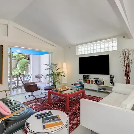 Villa Artful Loft Retreat - Terrace, Parking - Happy