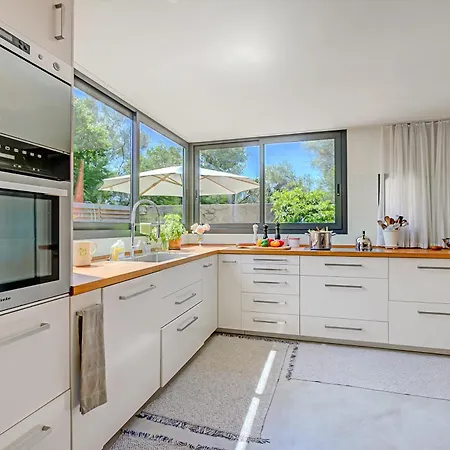 Antibes Loft Retreat - Happy Daire *